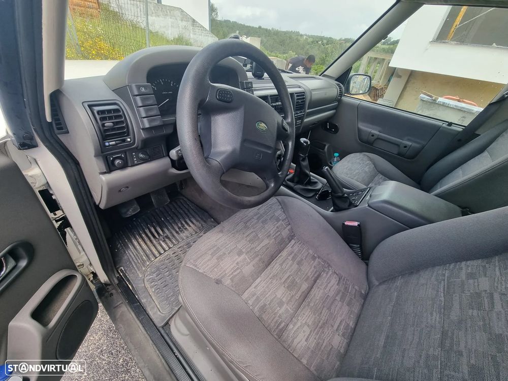 Land Rover Discovery 2.5 TD5 - 5