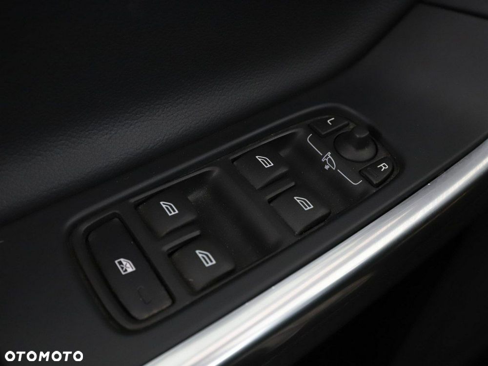 Volvo V60 Cross Country D3 Geartronic Pro - 31