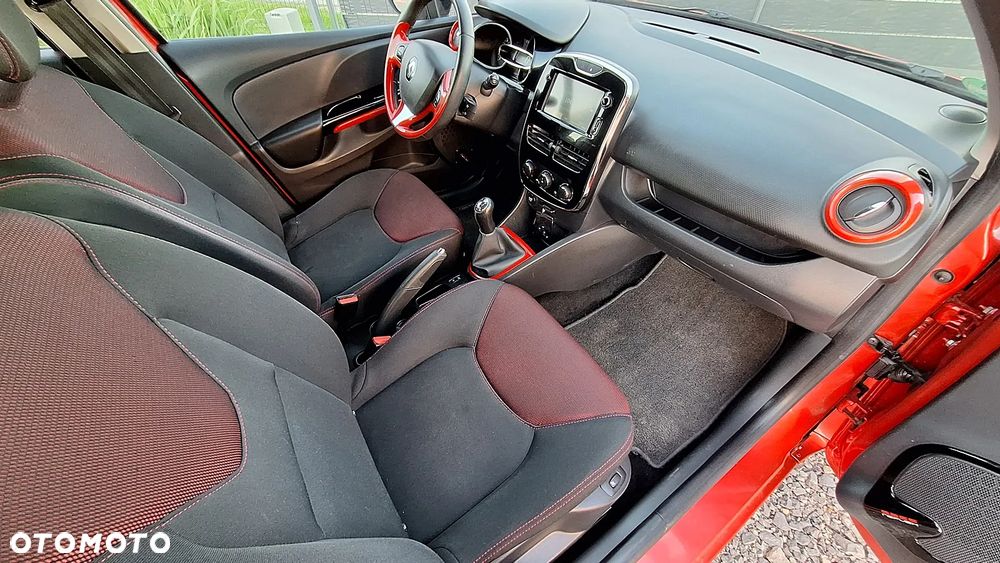 Renault Clio - 21