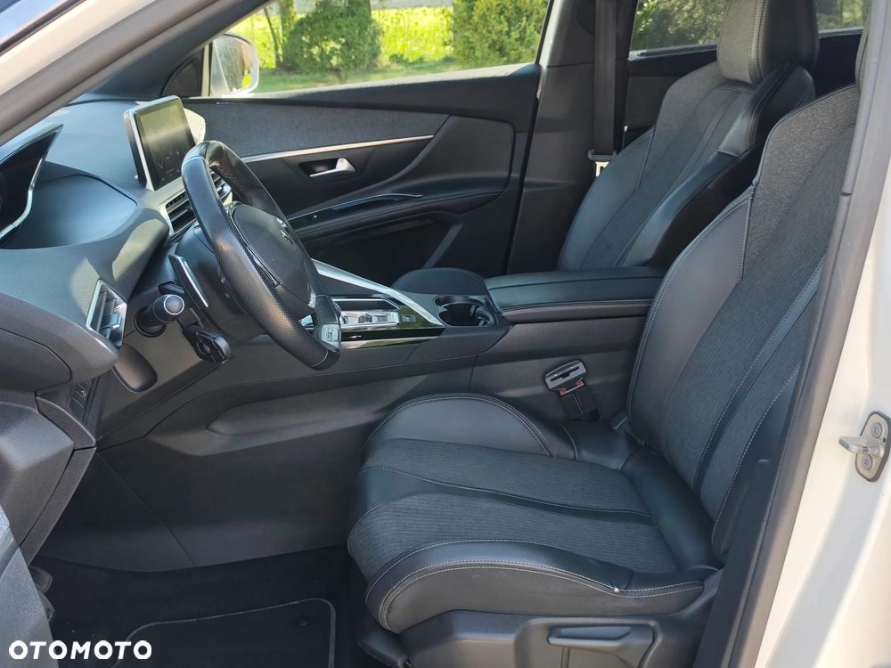 Peugeot 5008 BlueHDi 130 EAT8 GT - 30