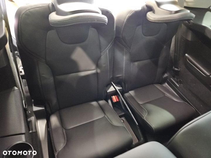 Volvo XC 90 - 15