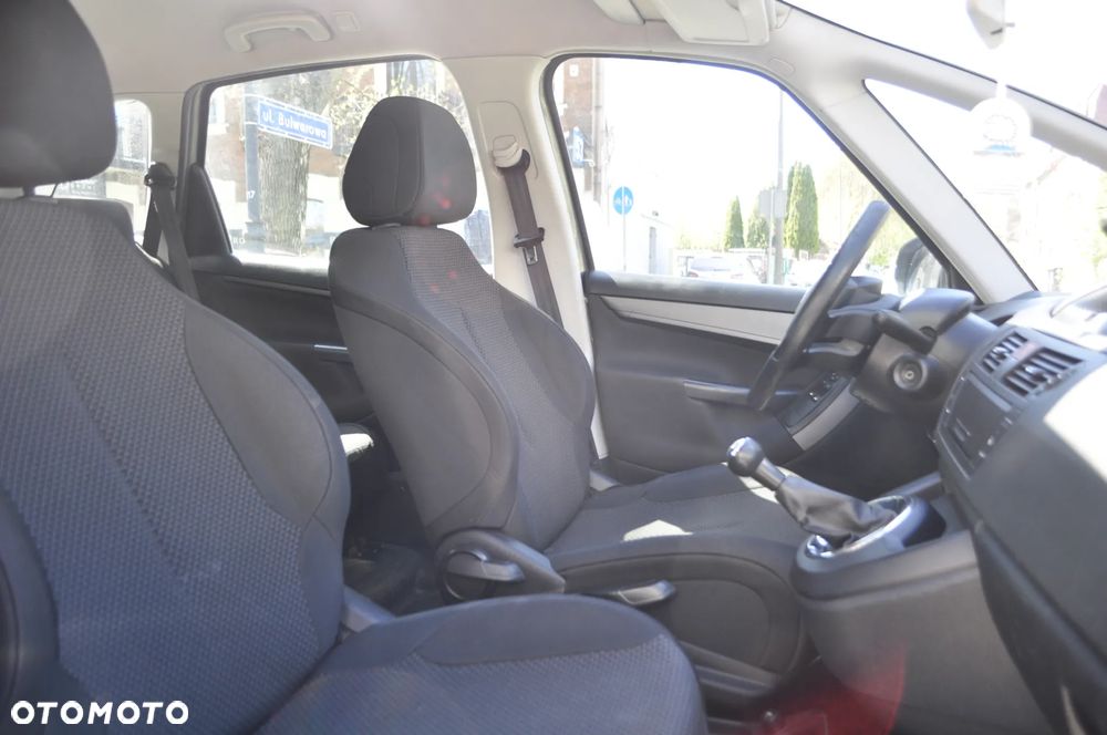 Citroën C4 Picasso VTi 120 Attraction - 5