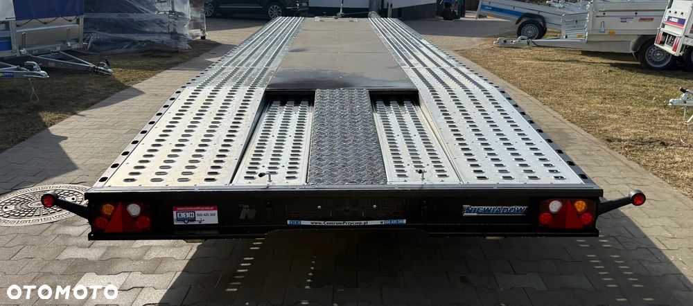 Niewiadów Laweta samochodowa Indiana Premium Color 8,5x2,10 koła 10 - 12