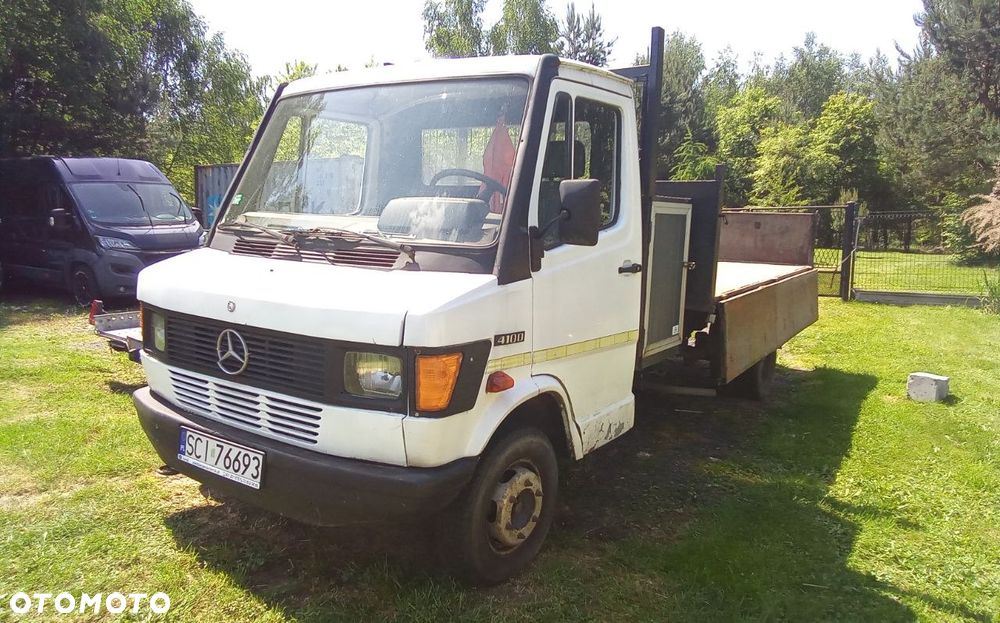 Mercedes-Benz 407-410 - 3