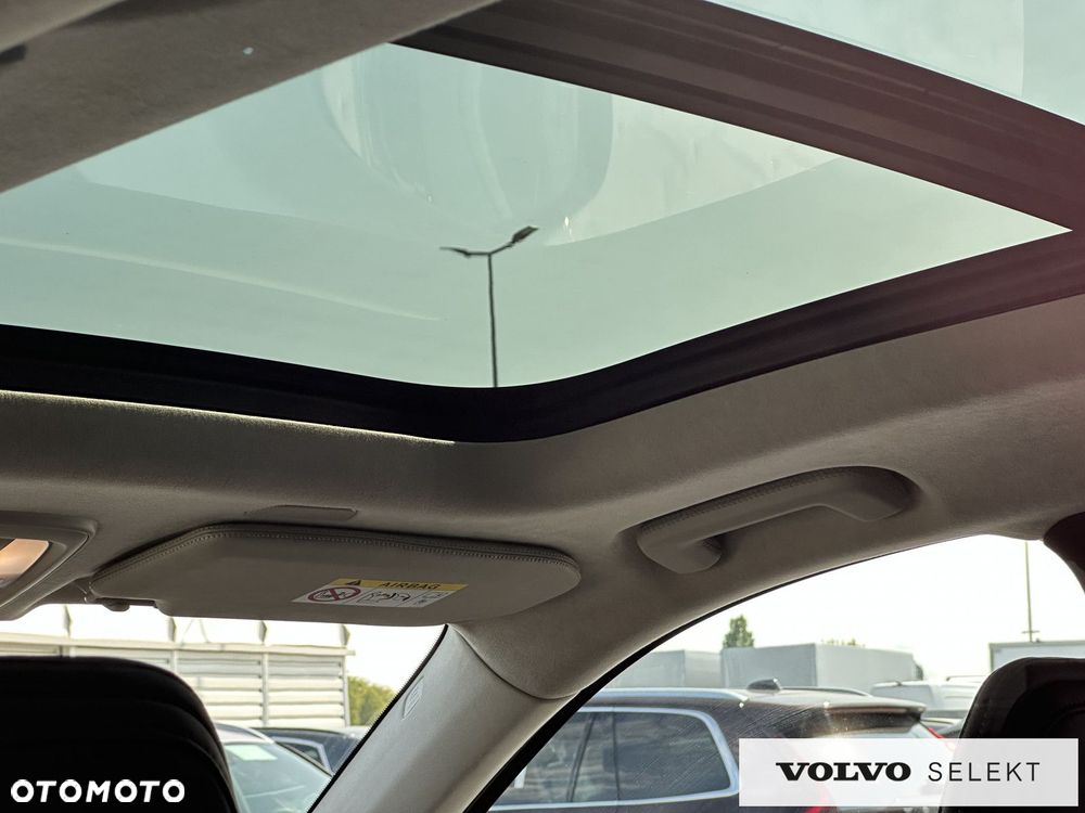 Volvo XC 90 - 39