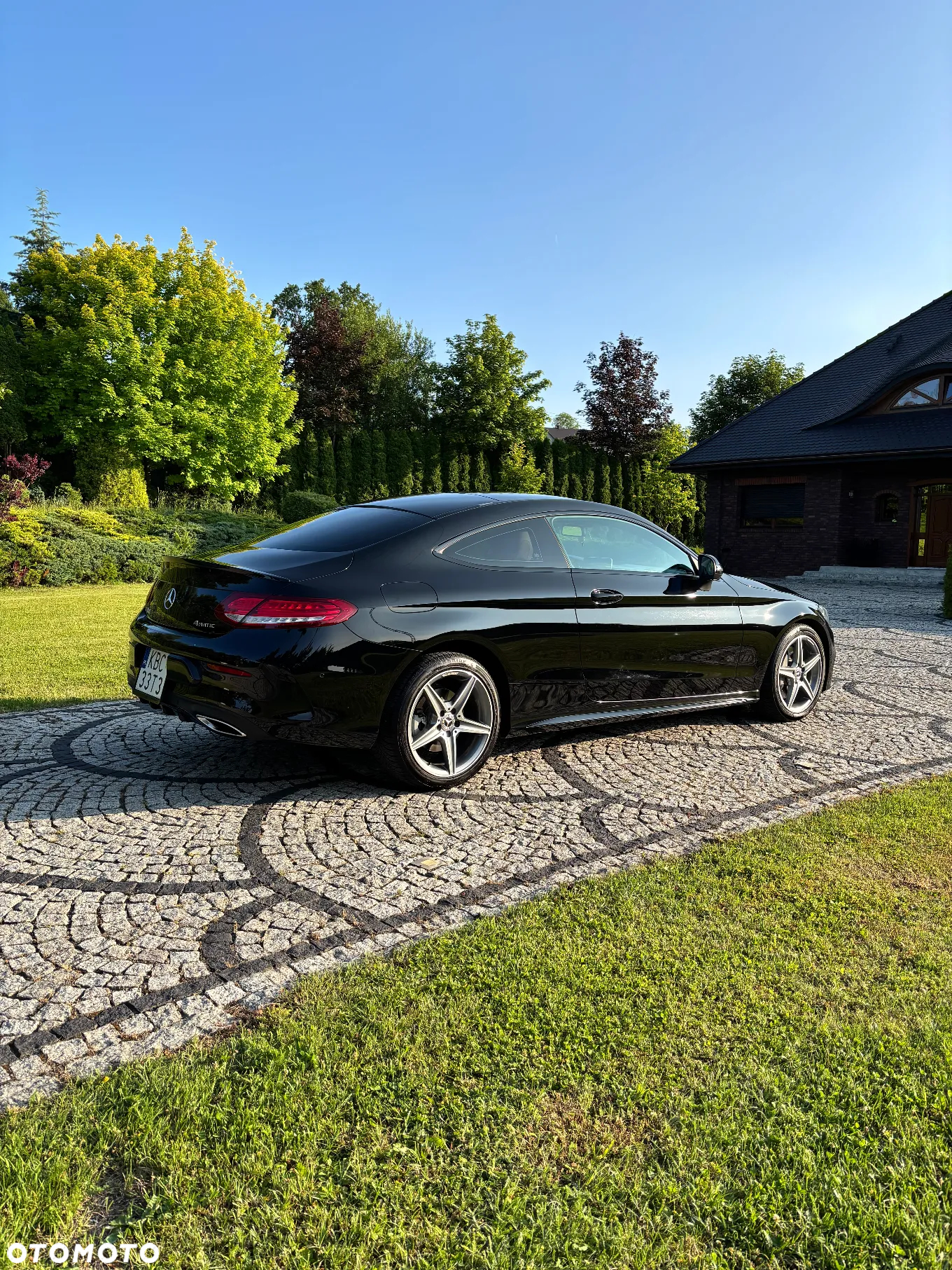 Mercedes-Benz Klasa C 300 Coupe 9G-TRONIC AMG Line - 23