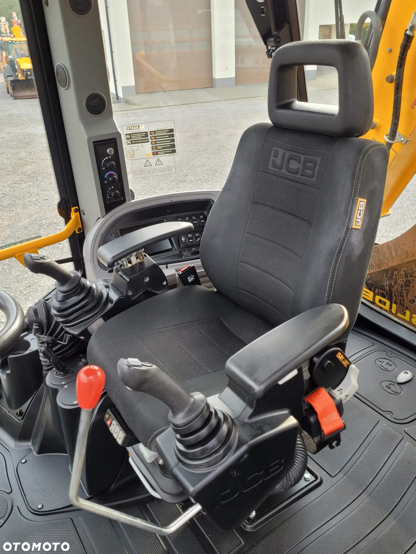 JCB 4CX PRO / jak NOWA / 1250h / joystick / - 24