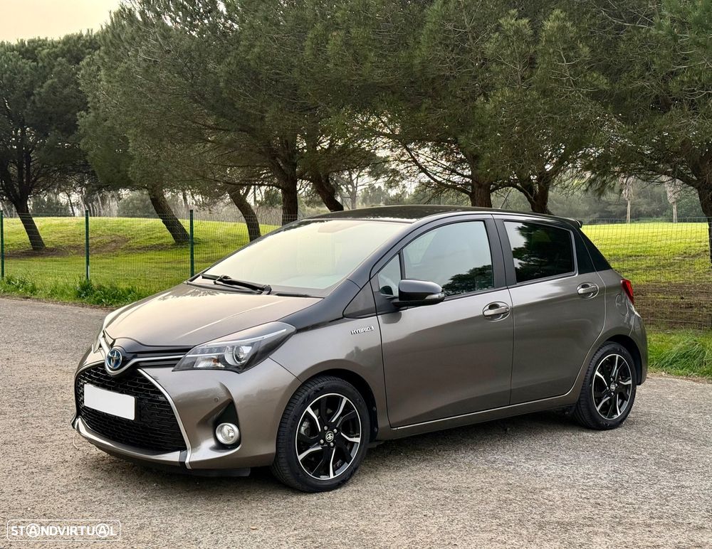 Toyota Yaris 1.5 HSD Square Collec.Bronze - 1