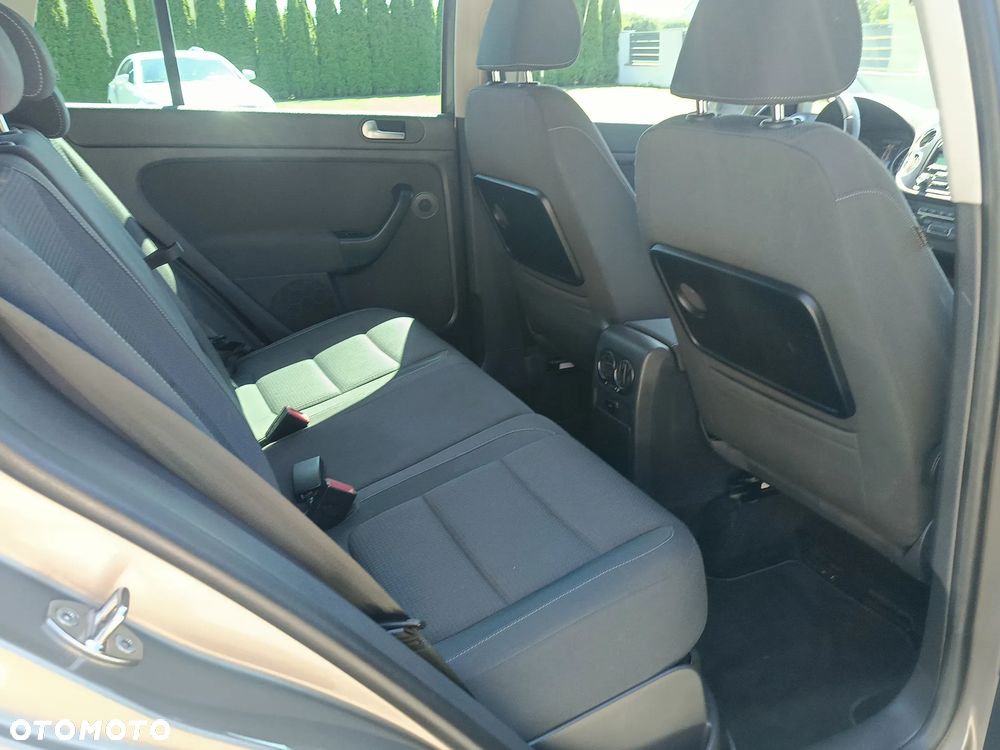 Volkswagen Golf Plus 1.4 TSI DSG Team - 25