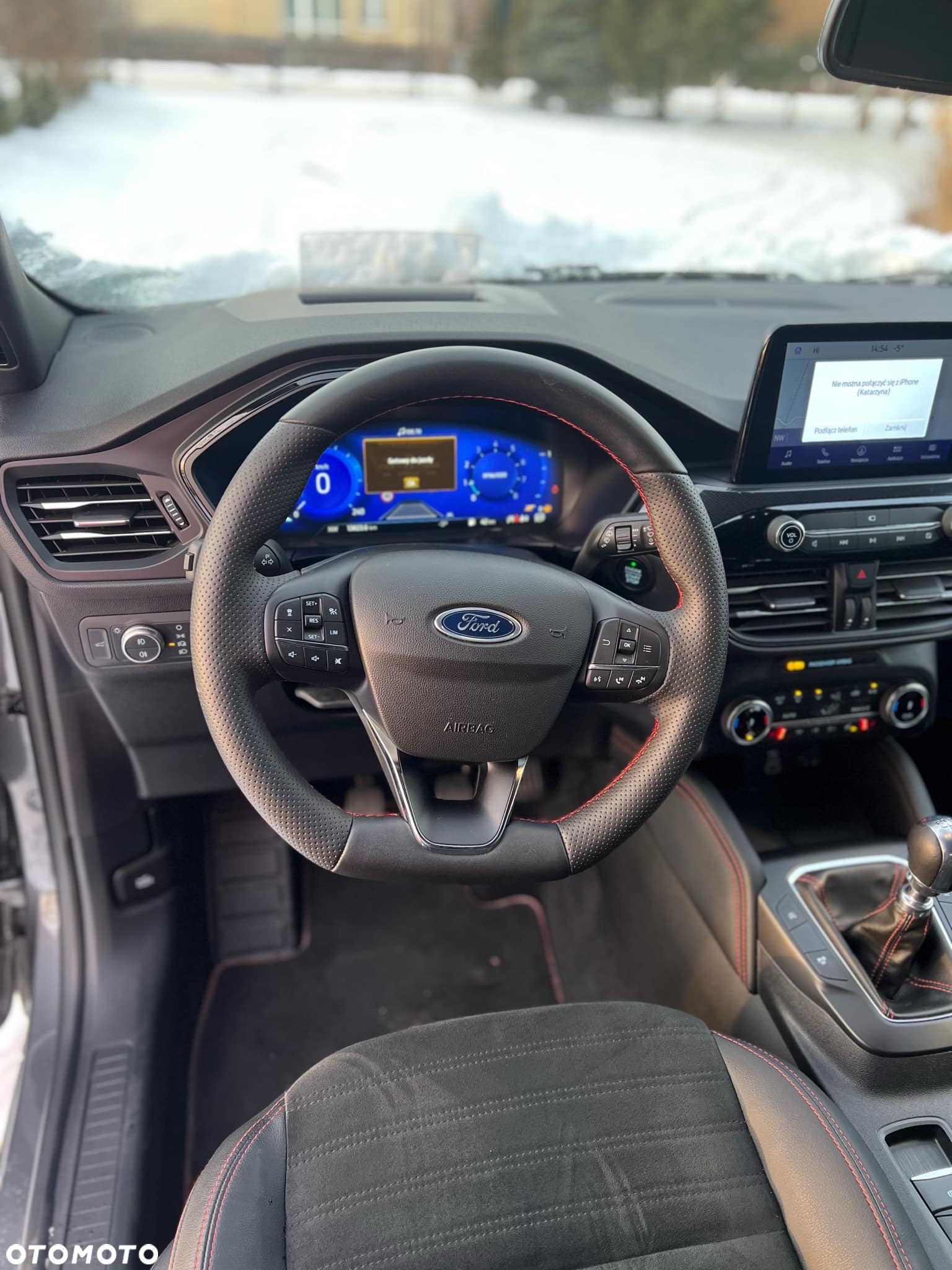 Ford Kuga - 32