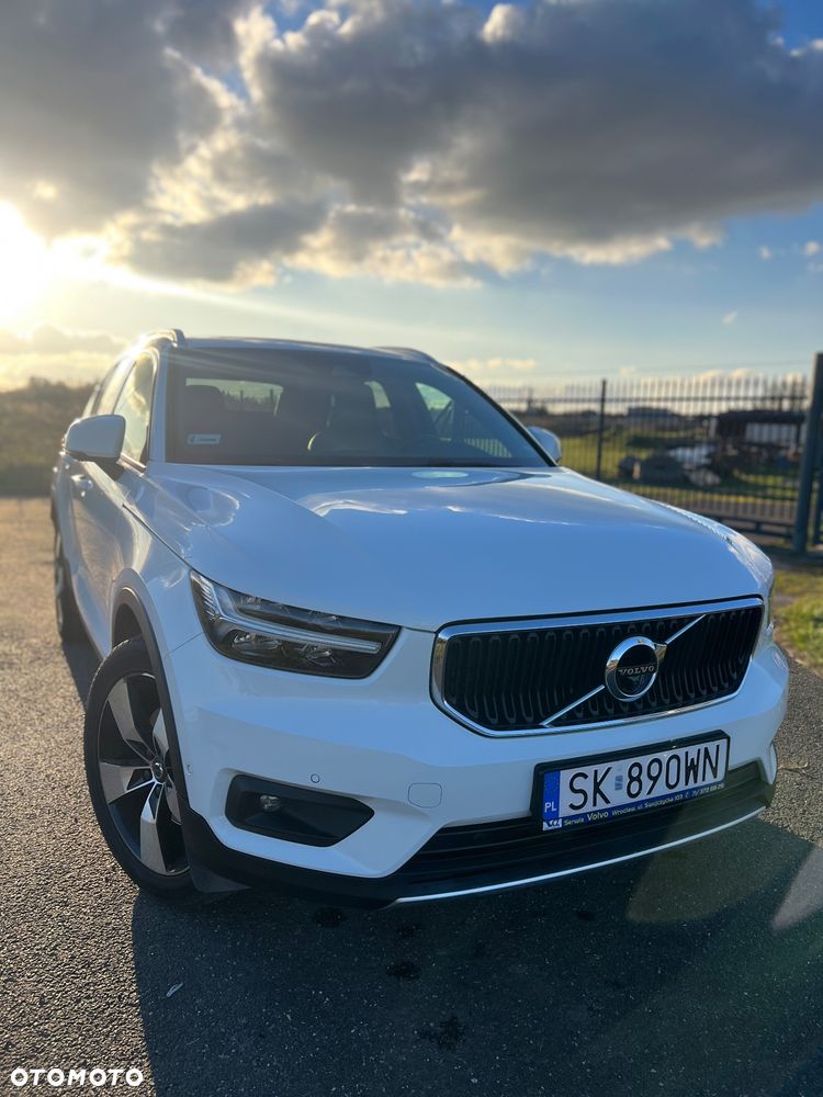Volvo XC 40 T4 AWD Momentum Pro - 4