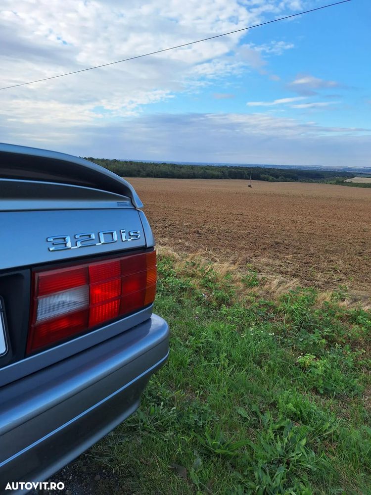 BMW Seria 3 - 25