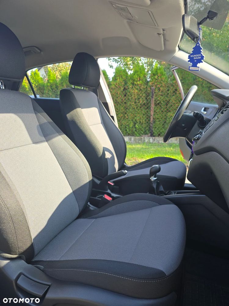 Hyundai i20 - 17