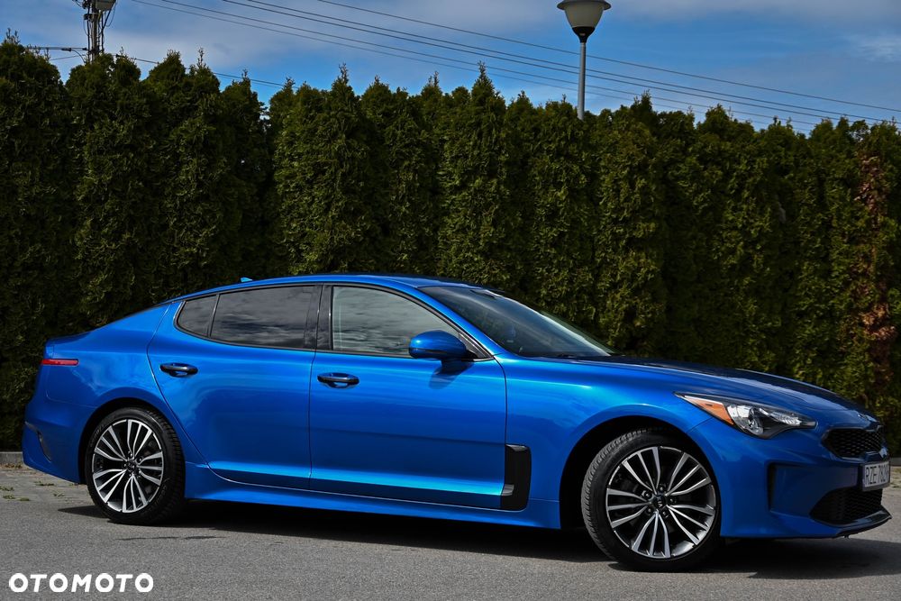 Kia Stinger - 7