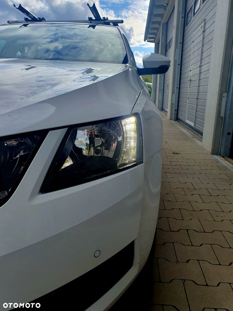 Skoda Octavia 1.5 TSI ACT Active - 17