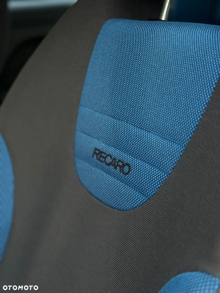 Ford Focus 2.5 ST - 18