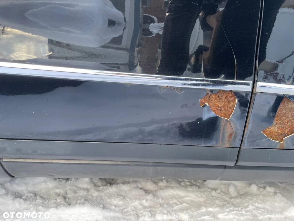 Drzwi prawy tył vw Passat B6 LC9X - 3