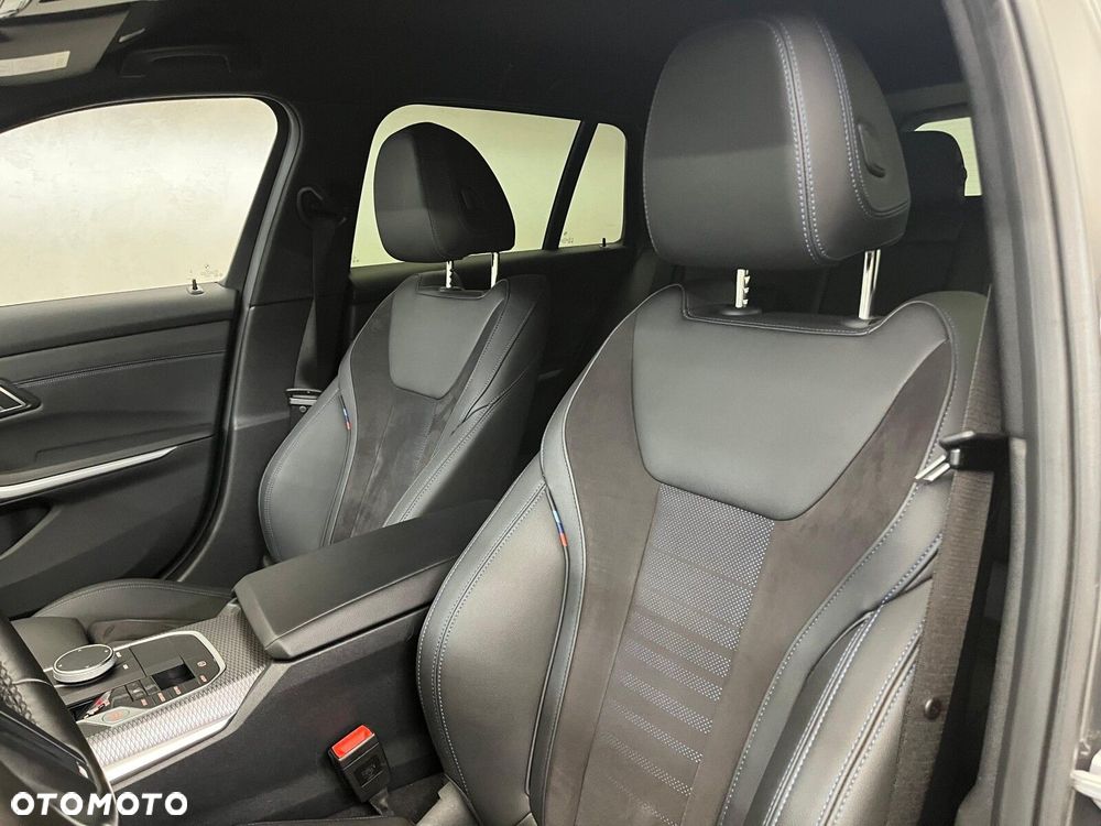 BMW Seria 3 M340i xDrive mHEV sport - 19