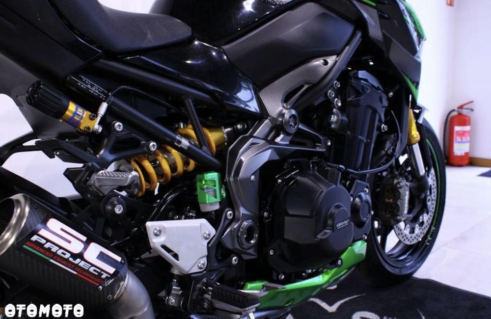 Kawasaki Z 900 - 20