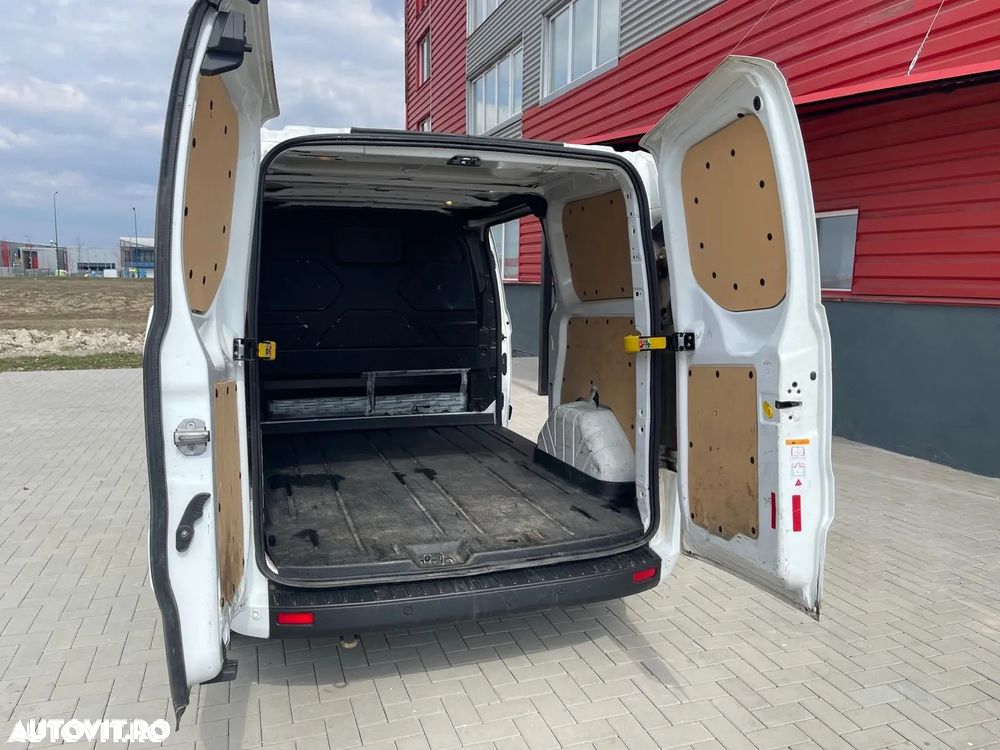 Ford Transit Custom - 10