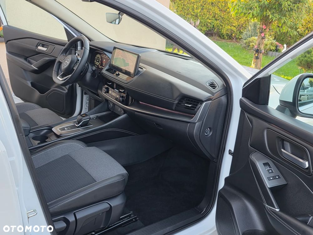 Nissan Qashqai 1.3 DIG-T mHEV Tekna Xtronic - 32