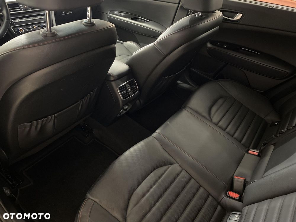 Kia Optima 2.0 T-GDI GT - 11