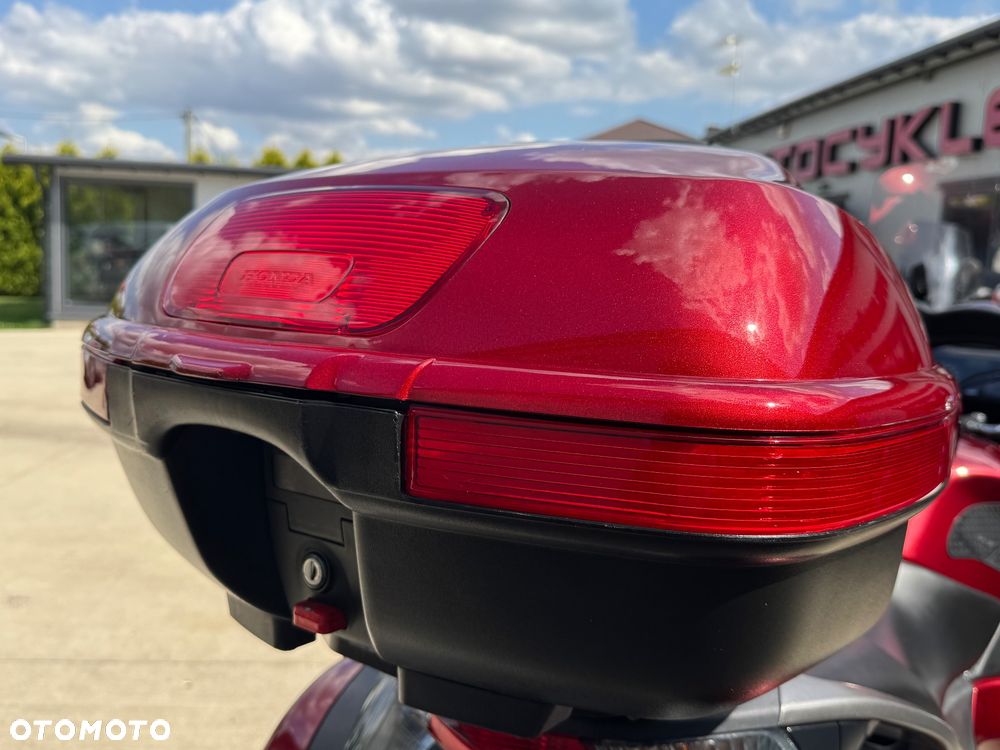 Honda Deauville - 34