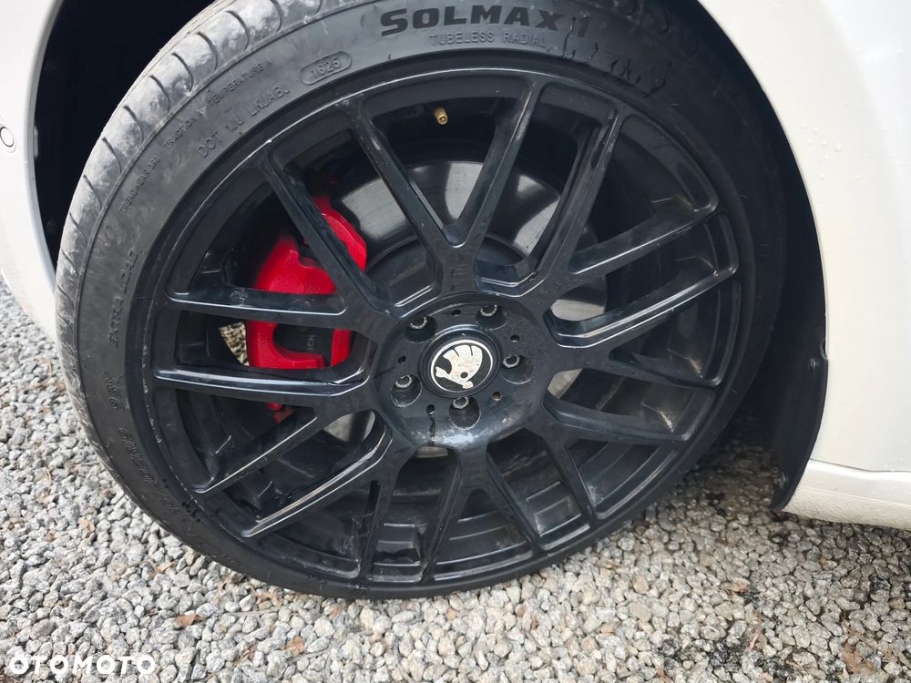 Skoda Octavia 2.0 TDI RS DSG - 8