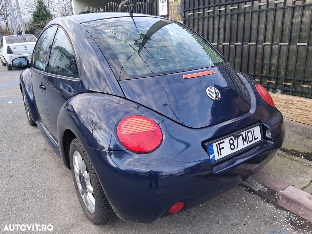 Volkswagen New Beetle - 4