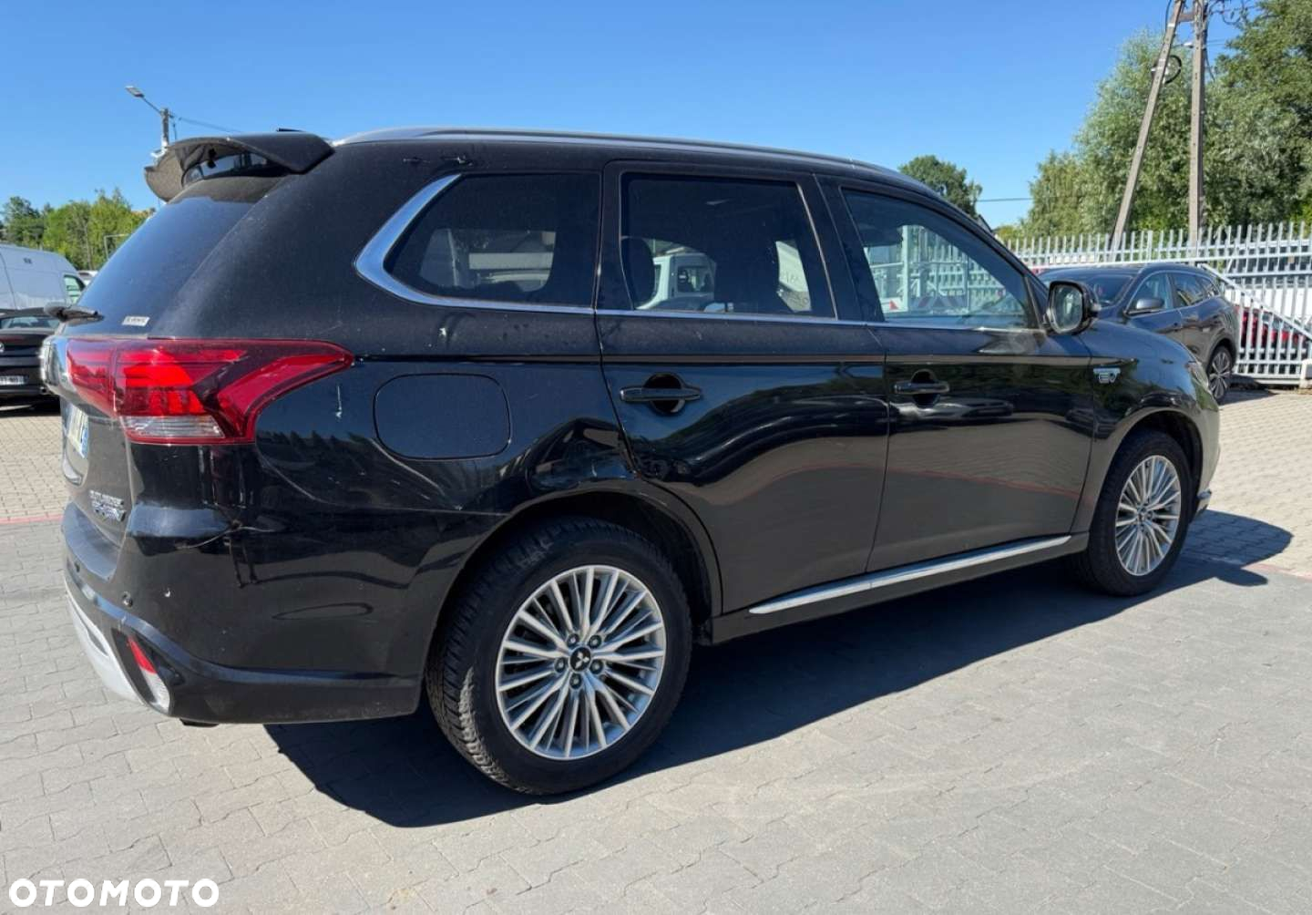Mitsubishi Outlander - 20