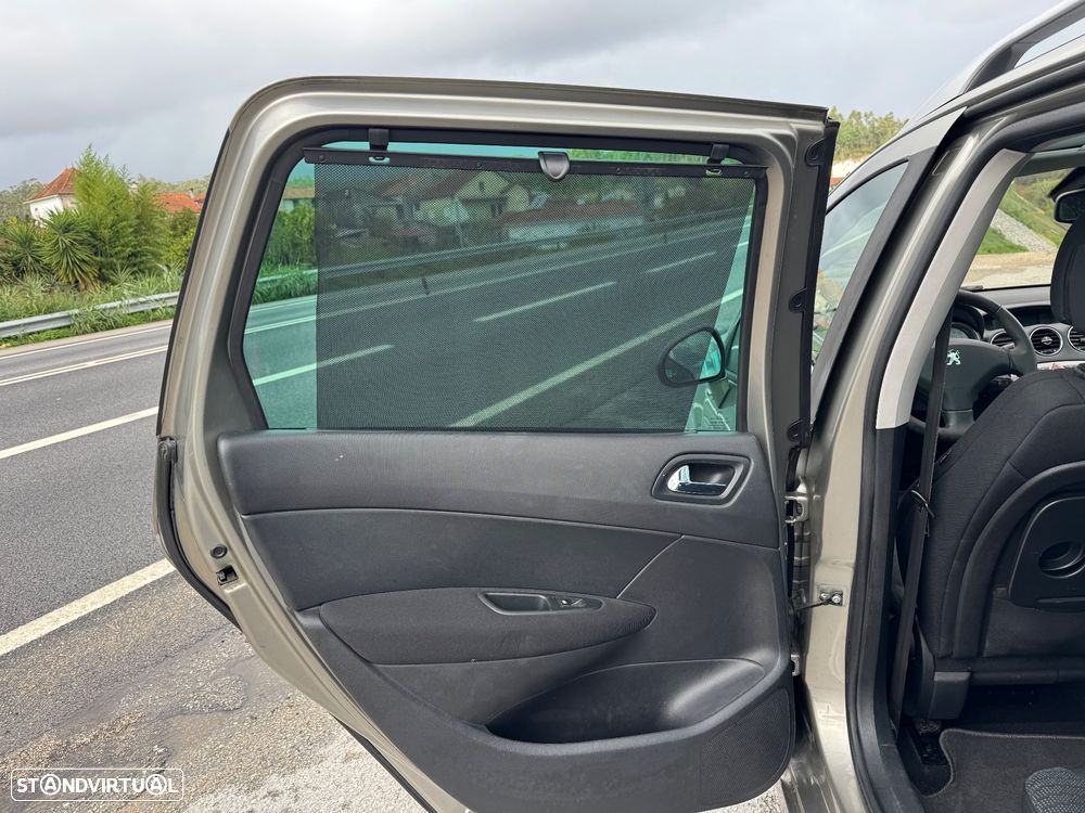 Peugeot 308 SW 1.6 HDi Sport CVM6 - 11