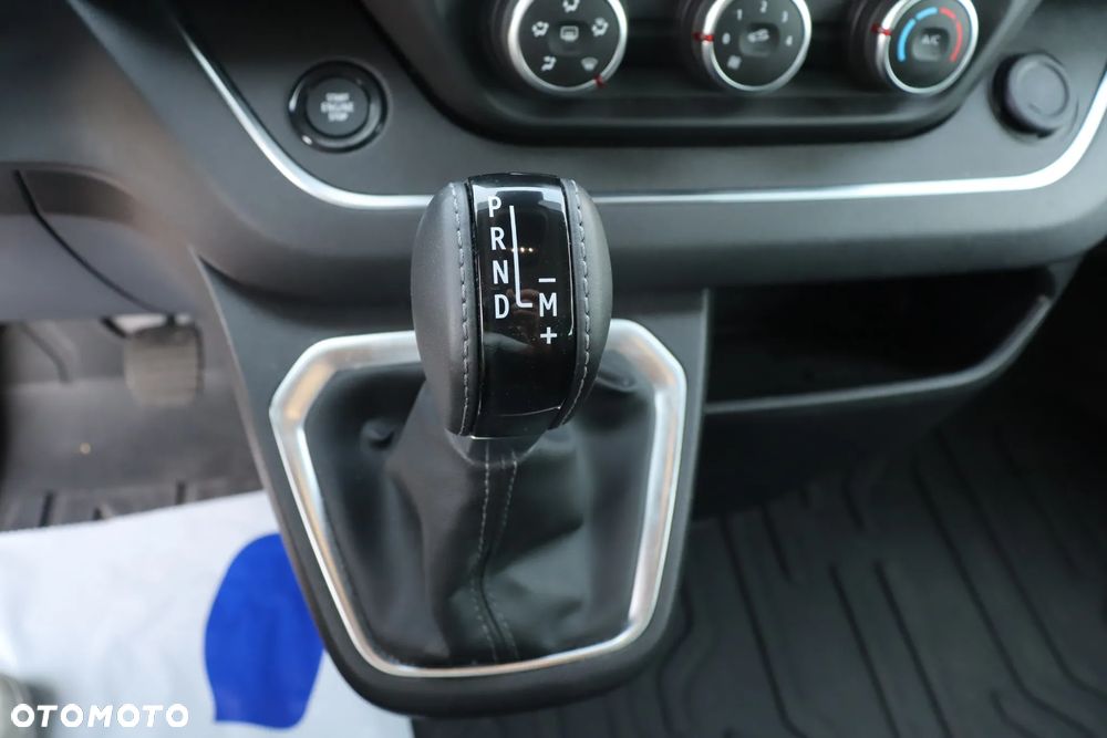 Renault Trafic - 18