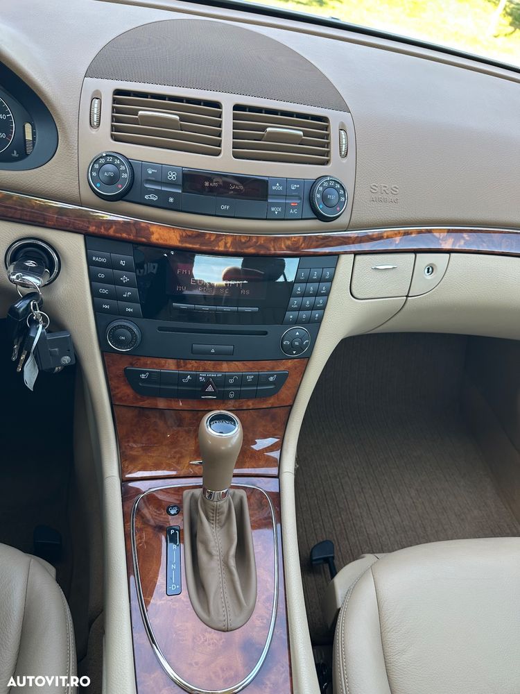 Mercedes-Benz E 220 CDI Automatik Elegance DPF - 26