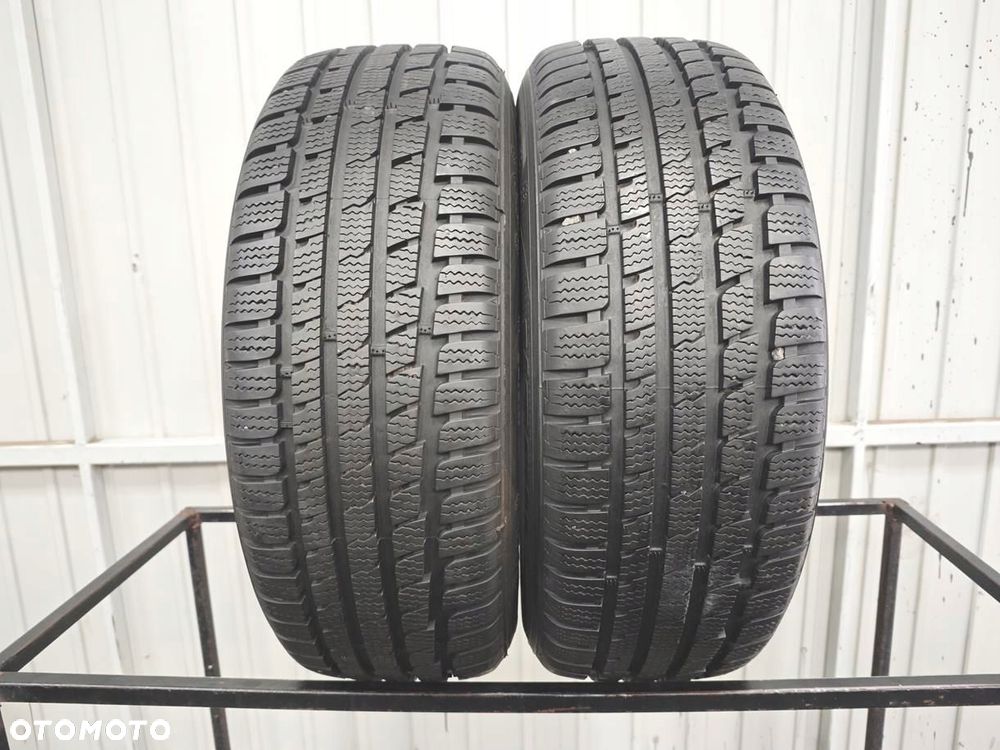 205/60R16 kumho opony zimowe 7,5mm 7233 - 1