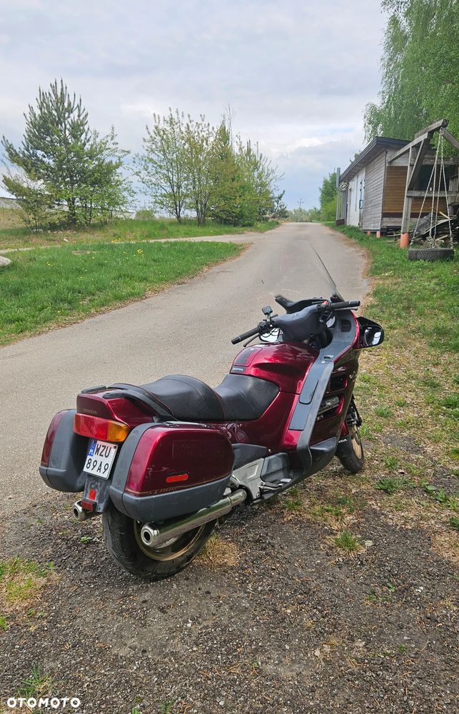 Honda ST - 3