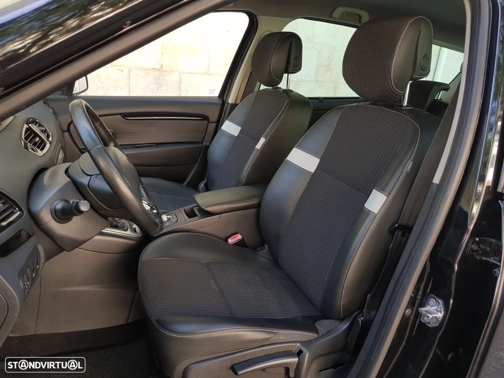 Renault Grand Scénic 1.5 dCi Dynamique S SS - 26