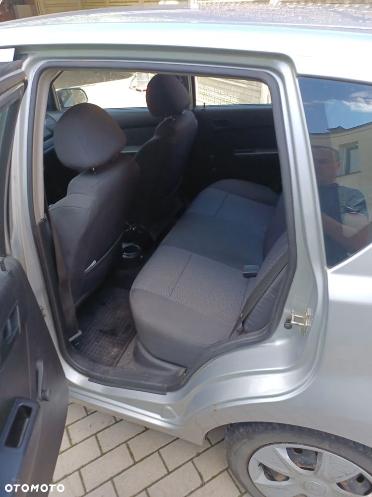 Chevrolet Aveo 1.2 16V Base - 8