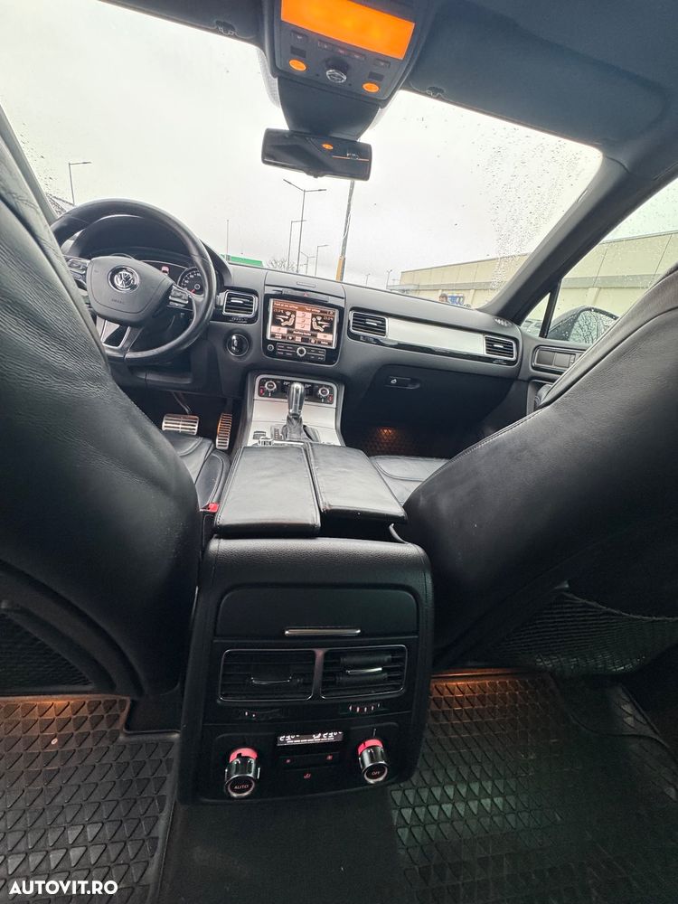 Volkswagen Touareg - 20