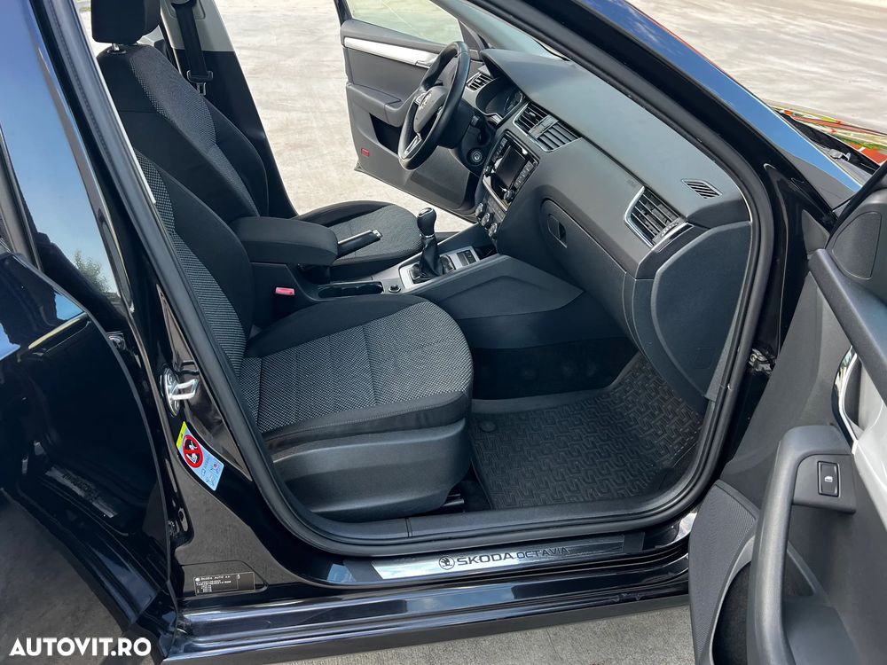 Skoda Octavia 1.2 TSI AMBITION - 6