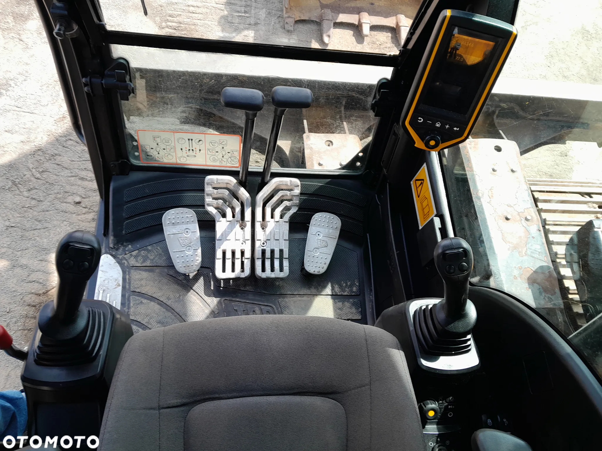 JCB JZ 141 LC - 26