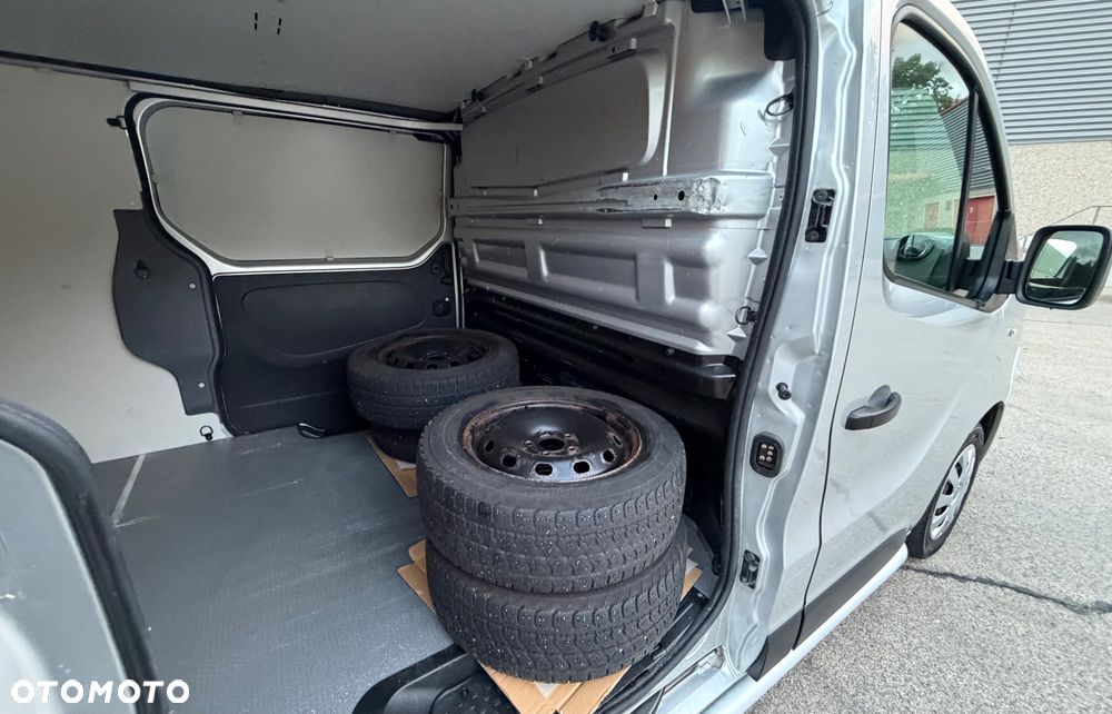 Renault TRAFIC L2H1 LONG 2017r 1.6 DCI 125KM - 12