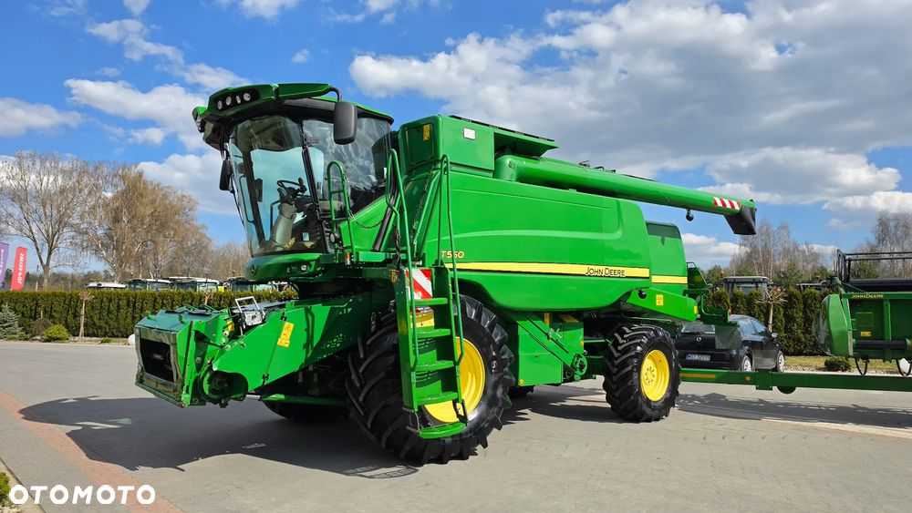 John Deere T550 Tylko 1460 Mtg 5.5m 618R Tucano 550  Kombajn do Zboża  Lexion 530 Tucano 450  Tucano 550 Lexion 520 JOHN 660 W650 T650 - 7