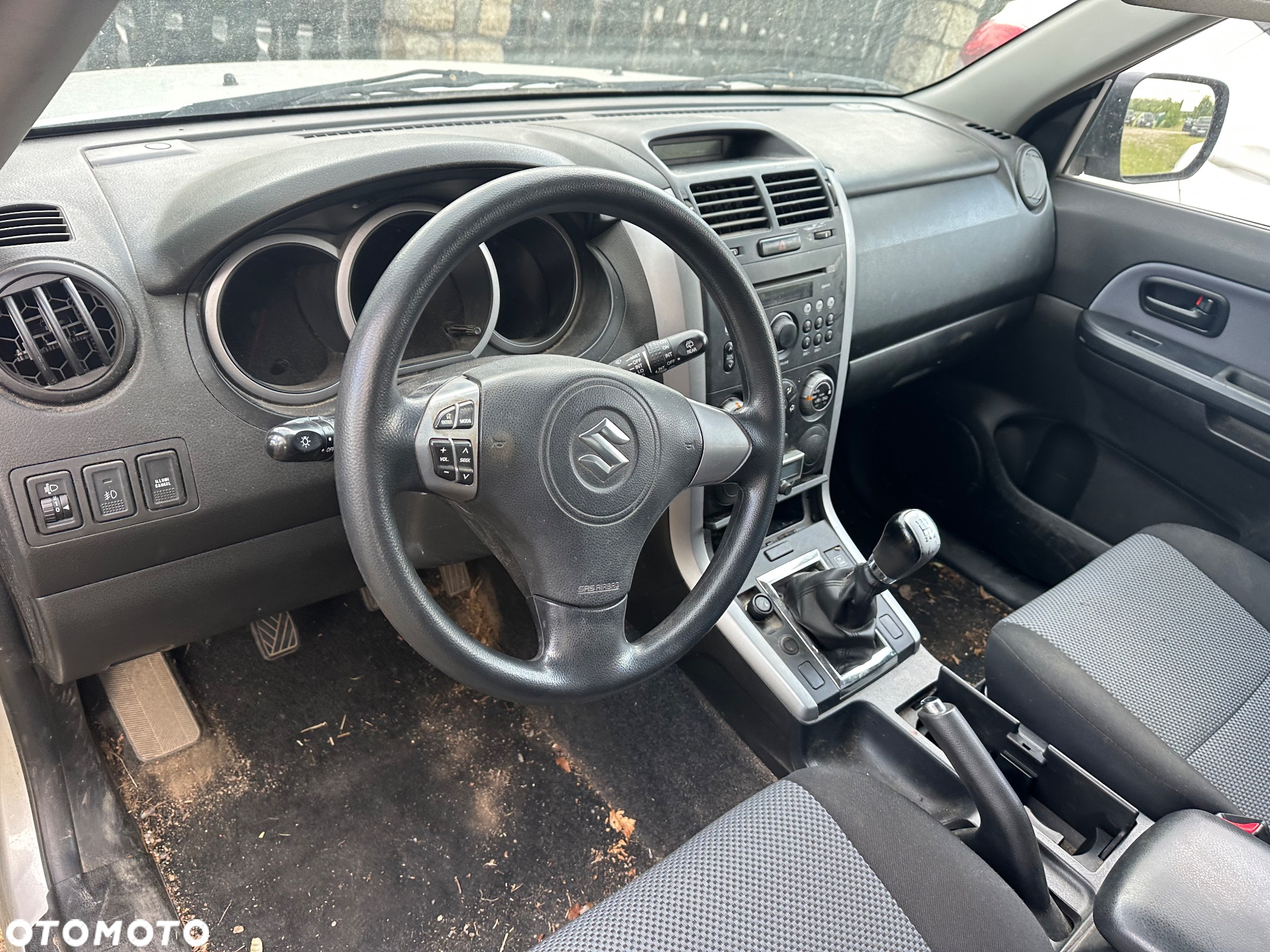 Suzuki Grand Vitara 1.6 Comfort - 10