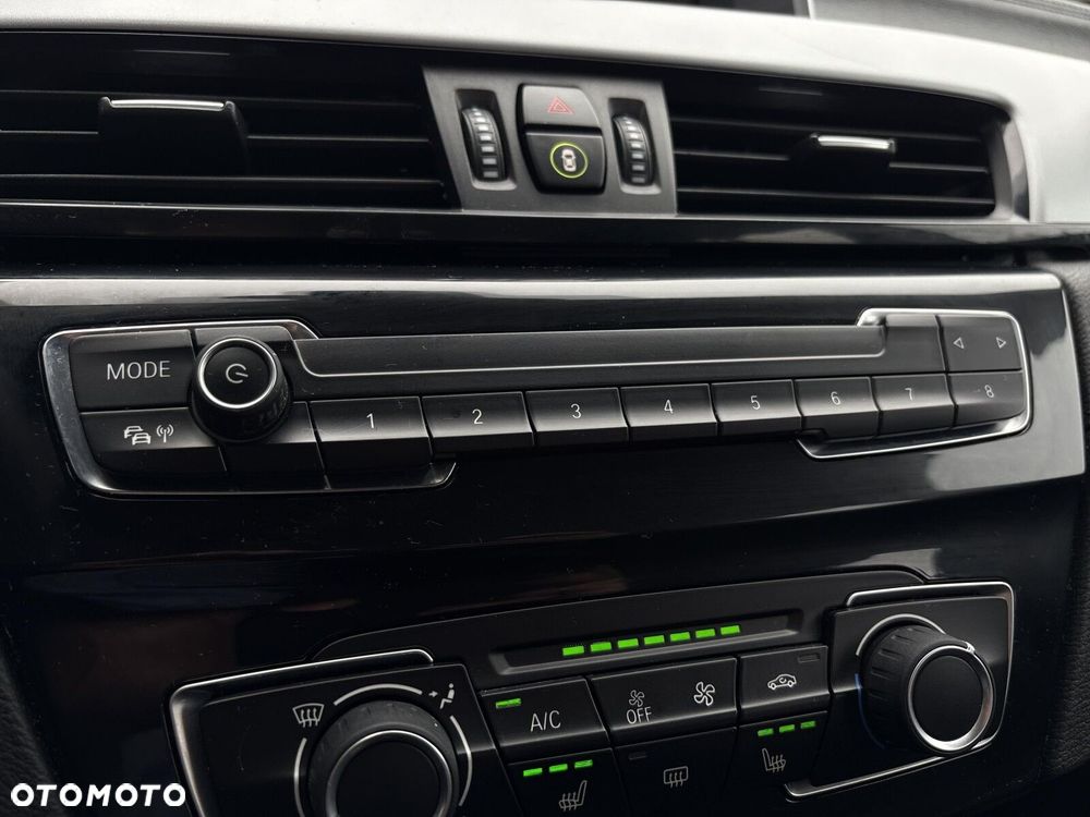 BMW X2 sDrive18i - 24