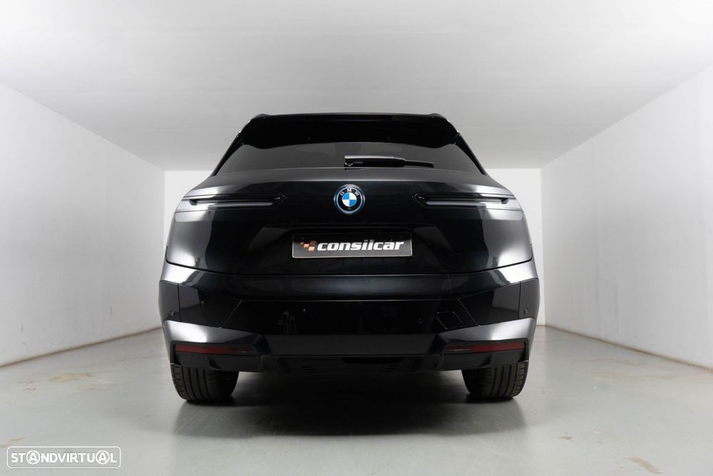 BMW iX xDrive 40 Pack Desportivo - 4