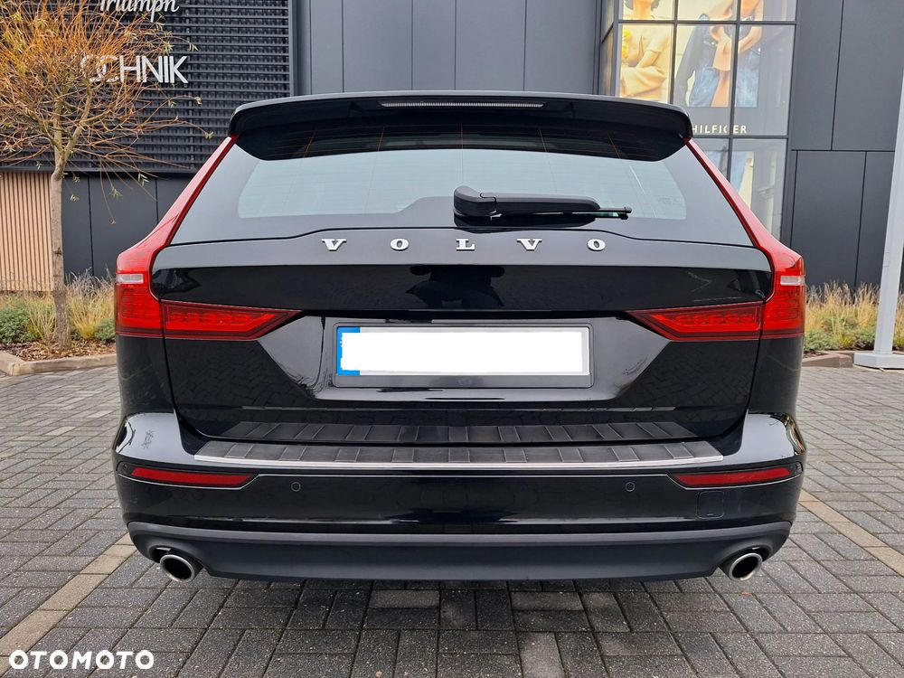 Volvo V60 D4 Momentum Pro - 10