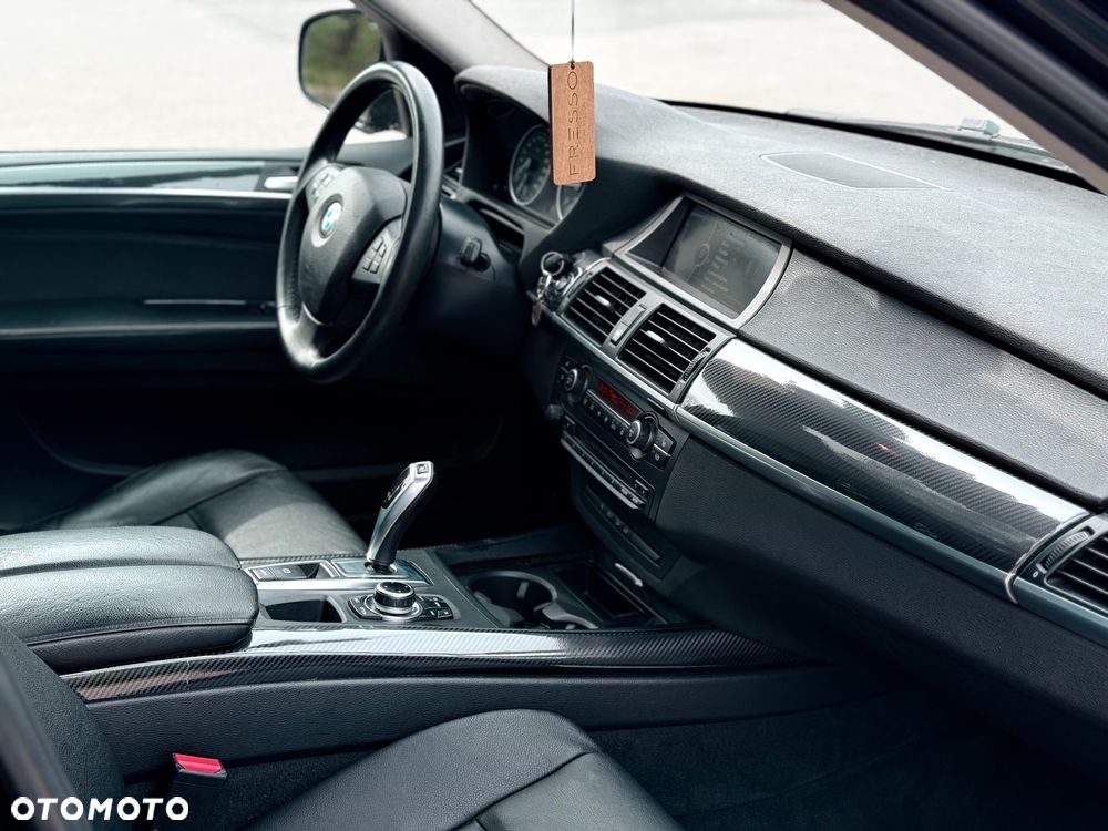 BMW X5 xDrive35d - 25