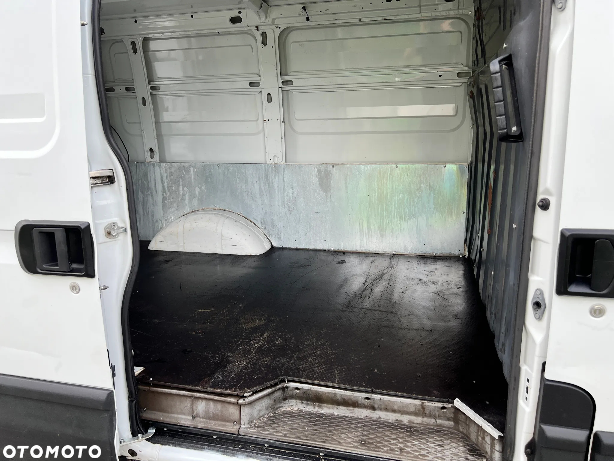 Iveco Daily 35S13 - 10