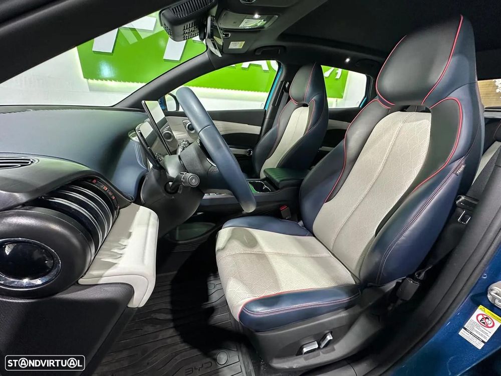 BYD Atto 3 60.48 kWh Design - 26