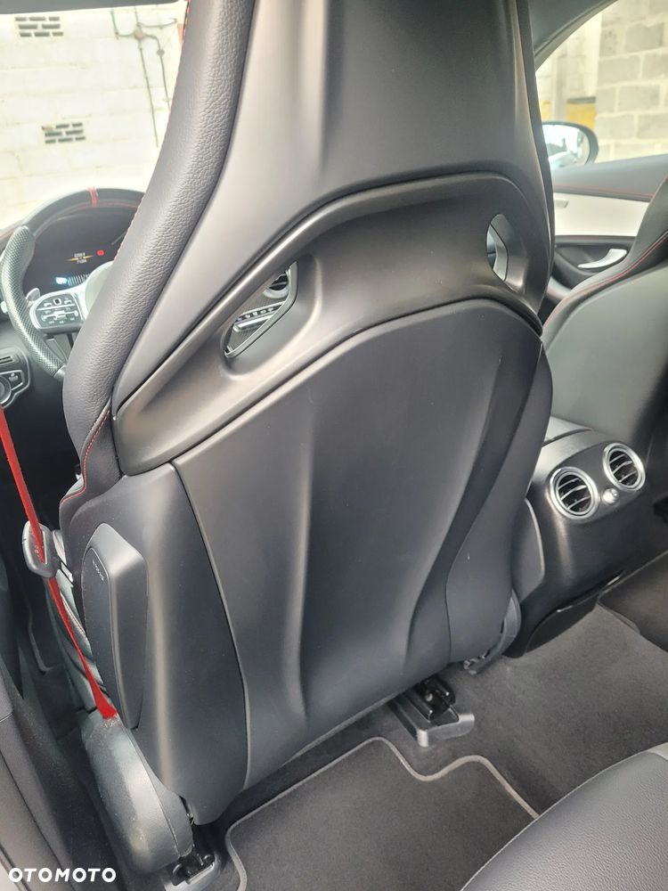 Mercedes-Benz GLC - 37